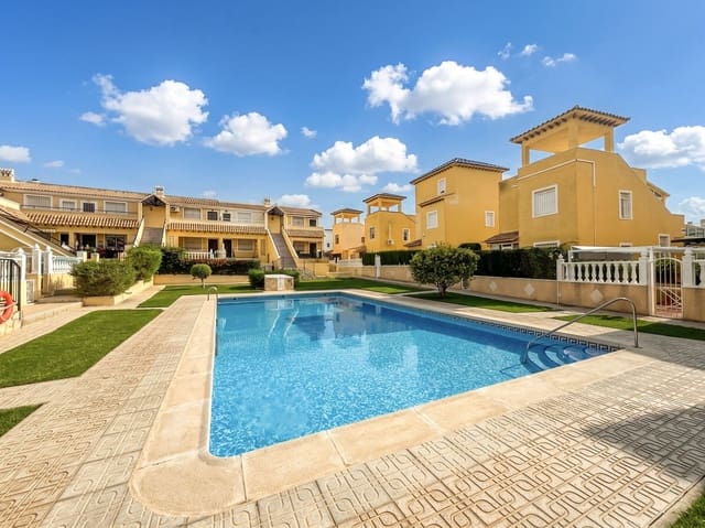 2 soveværelse Lejlighed til salg i Villamartin, Orihuela med swimmingpool - € 129.000 (Ref: 9990393)