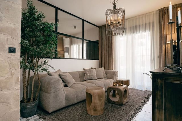 2 sypialnia Apartament na sprzedaż w Torrevieja z garażem - 335 000 € (Ref: 9990394)