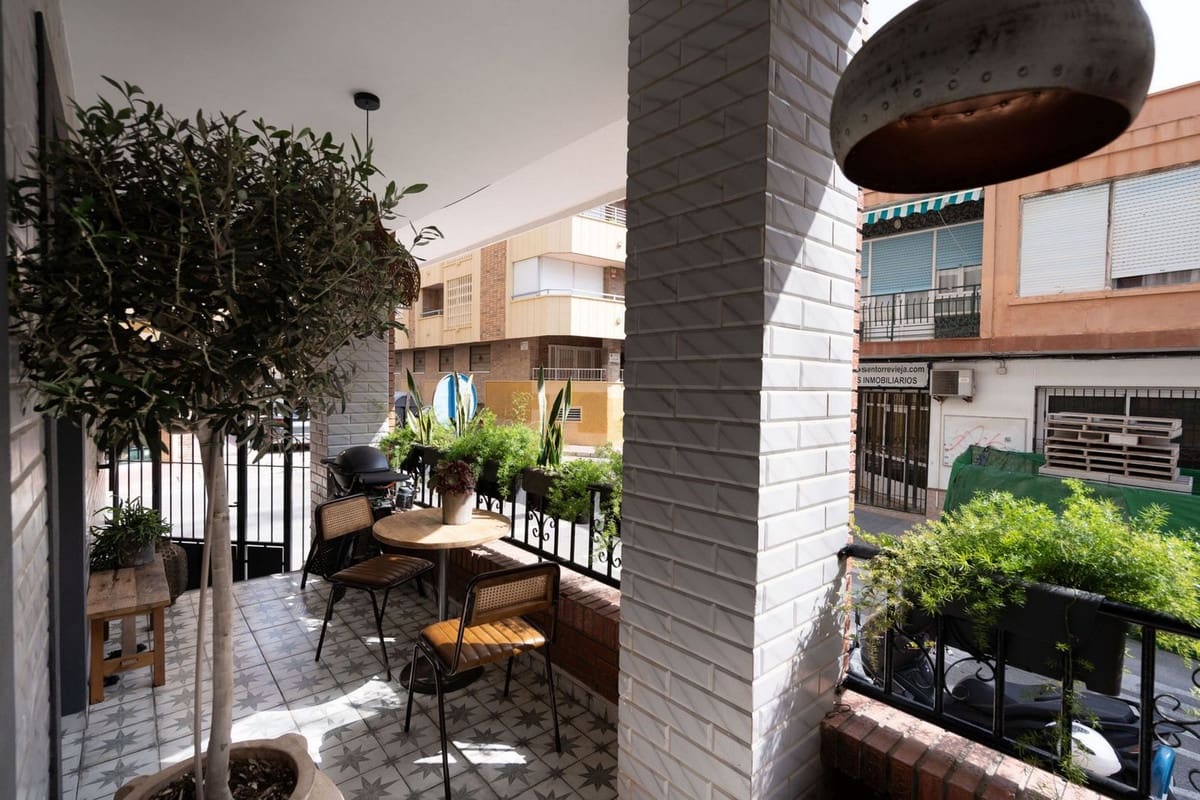 2 sypialnia Apartament na sprzedaż w Torrevieja z garażem - 335 000 € (Ref: 9990394)