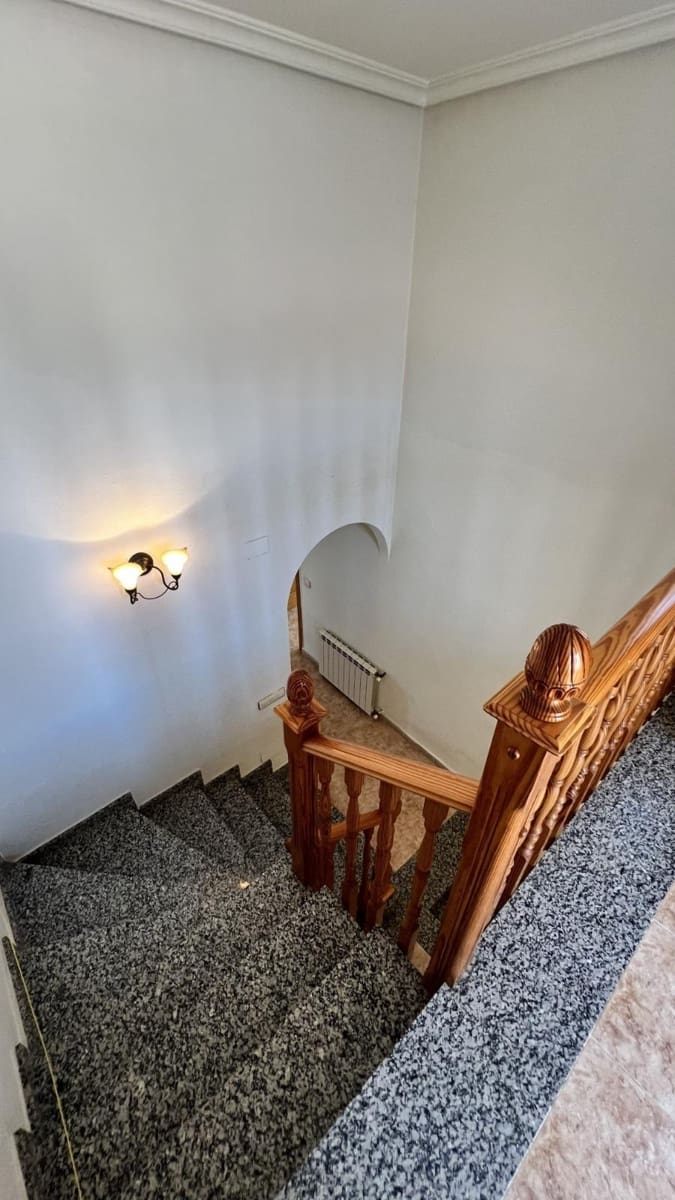 3 bedroom Villa for sale in Torrevieja with pool - € 425,000 (Ref: 9990395)