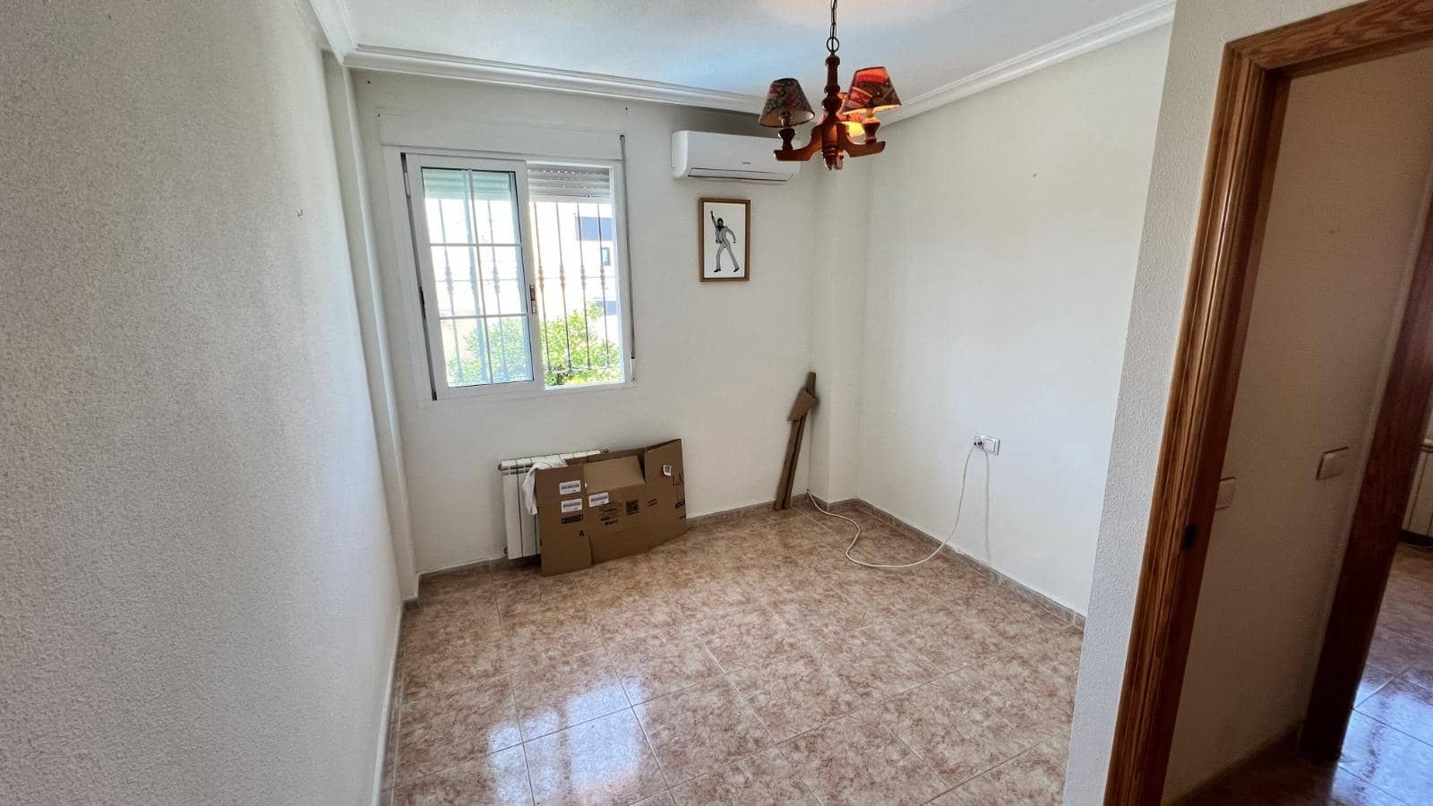 3 bedroom Villa for sale in Torrevieja with pool - € 425,000 (Ref: 9990395)