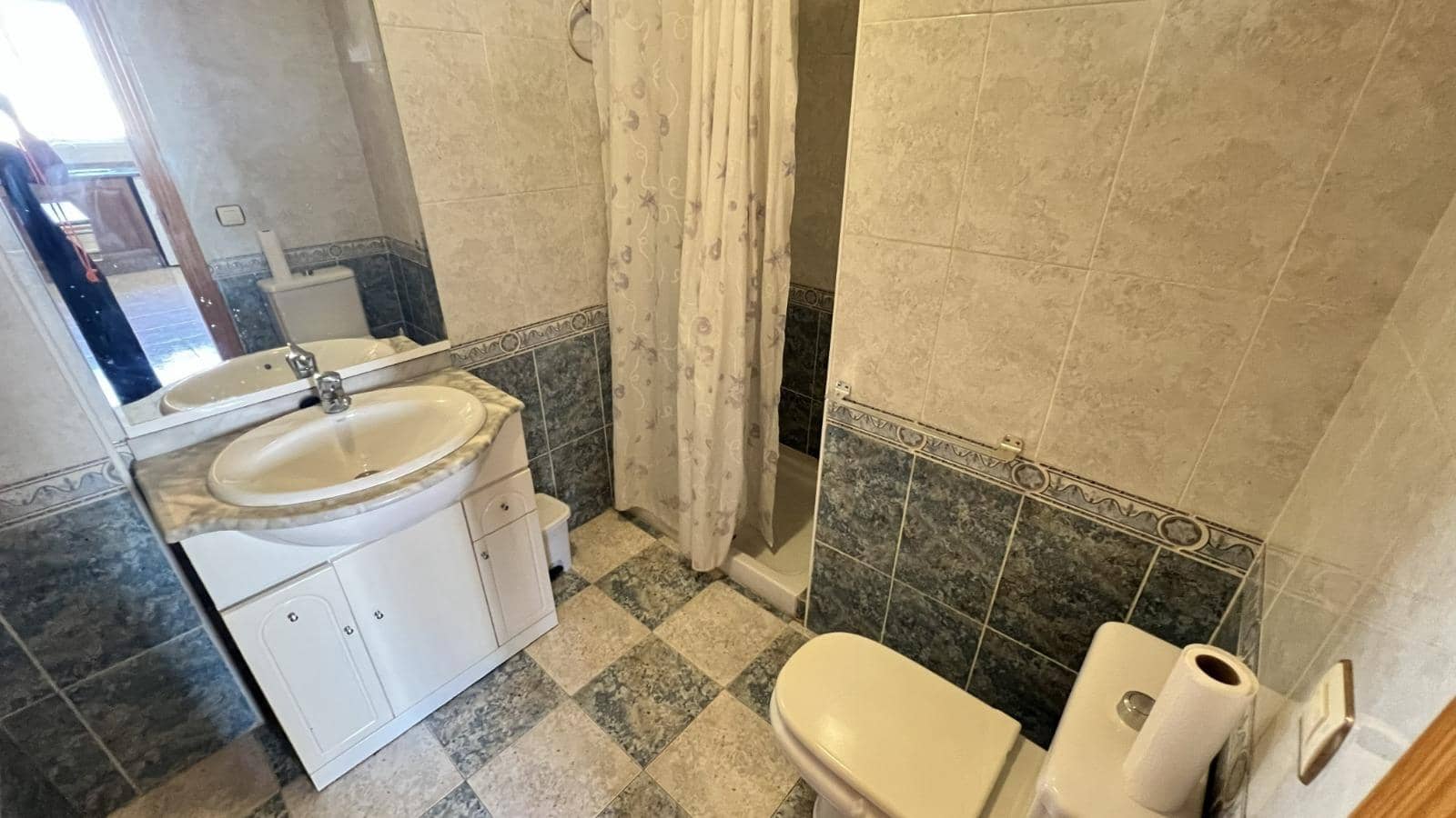 3 bedroom Villa for sale in Torrevieja with pool - € 425,000 (Ref: 9990395)