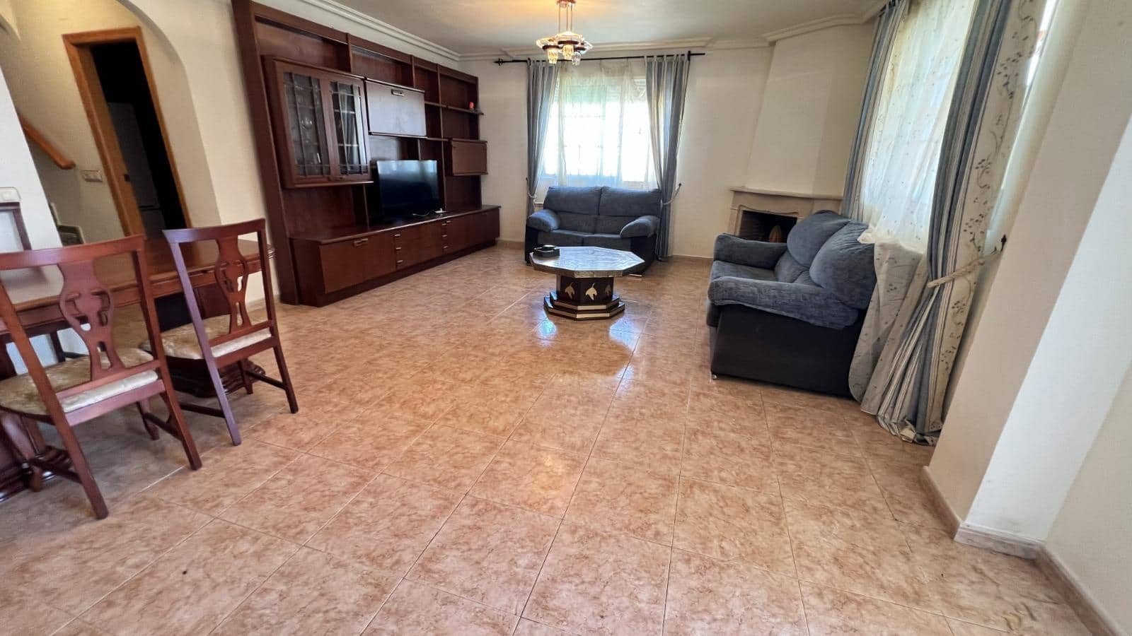 3 bedroom Villa for sale in Torrevieja with pool - € 425,000 (Ref: 9990395)