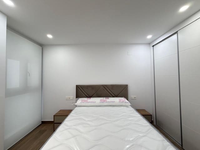 2 soveværelse Lejlighed til salg i Avenida Habaneras - Curva de Palangre, Torrevieja med swimmingpool - € 330.000 (Ref: 9990396)