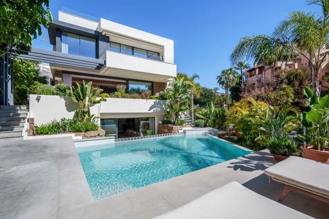 4 slaapkamer Villa te koop in El Paraiso, Estepona met zwembad - € 2.750.000 (Ref: 9993929)
