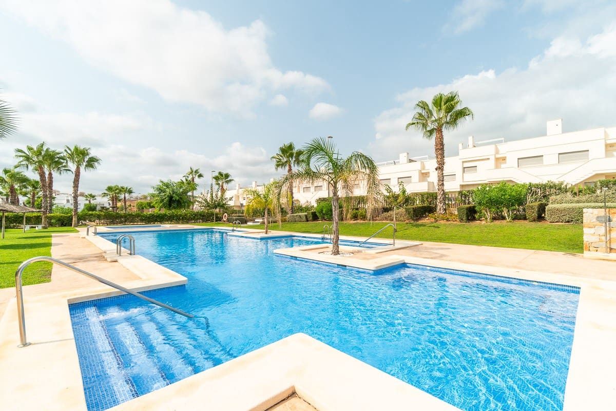 2 camera da letto Bungalow in vendita in Vistabella con piscina - 239.900 € (Rif: 9993934)