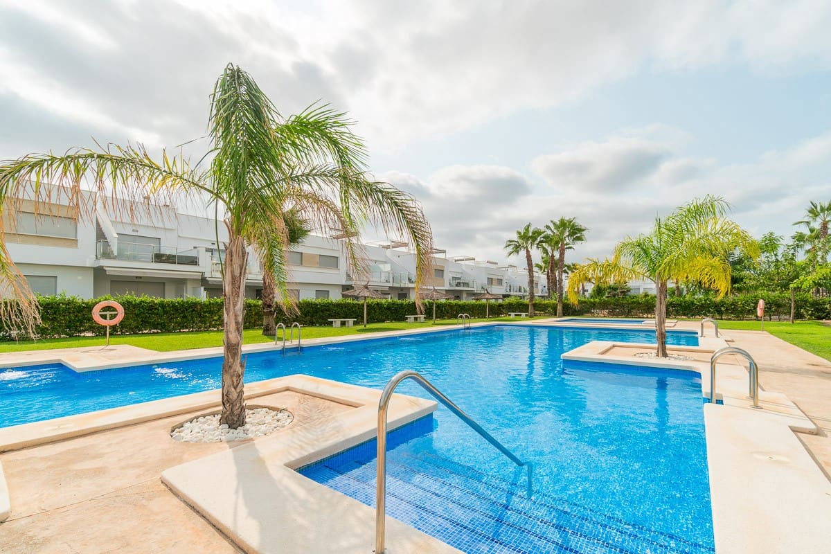 2 camera da letto Bungalow in vendita in Vistabella con piscina - 239.900 € (Rif: 9993934)
