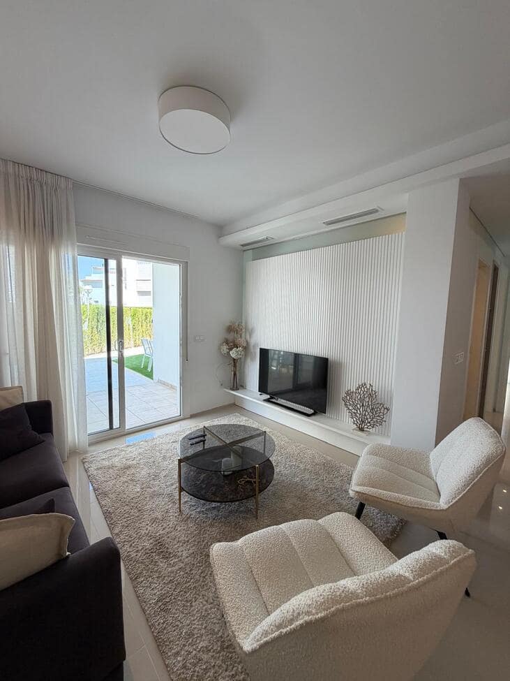 3 sypialnia Bungalow na sprzedaż w Ciudad Quesada z basenem garażem - 379 000 € (Ref: 9993935)
