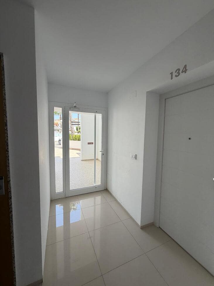 3 sypialnia Bungalow na sprzedaż w Ciudad Quesada z basenem garażem - 379 000 € (Ref: 9993935)