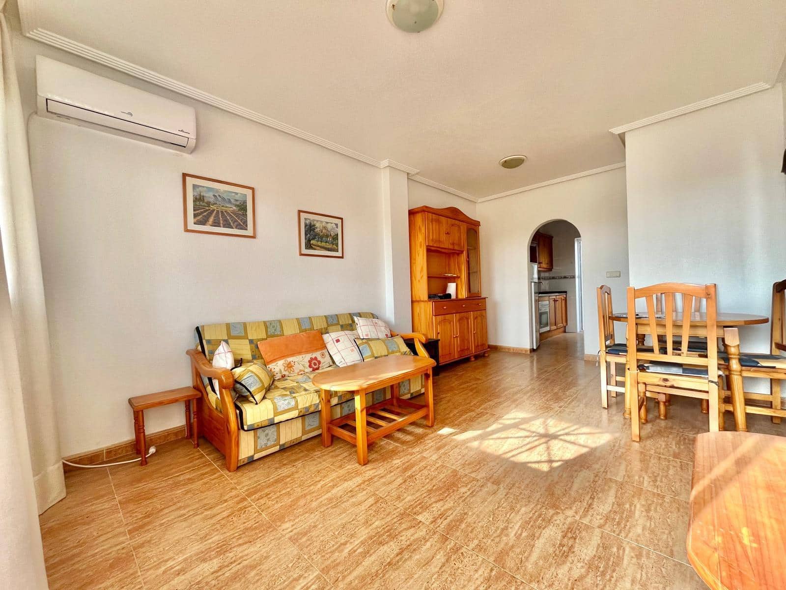 Bungalow de 2 habitaciones en Orihuela Costa en venta con piscina - 145.000 € (Ref: 9993936)
