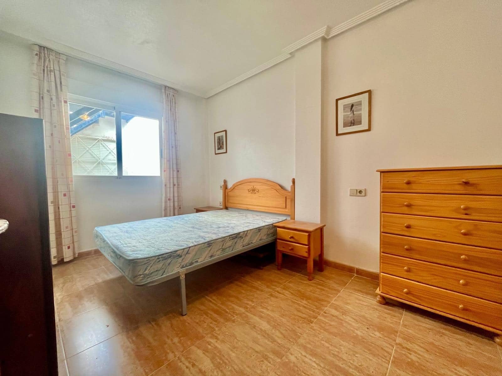 Bungalow de 2 habitaciones en Orihuela Costa en venta con piscina - 145.000 € (Ref: 9993936)