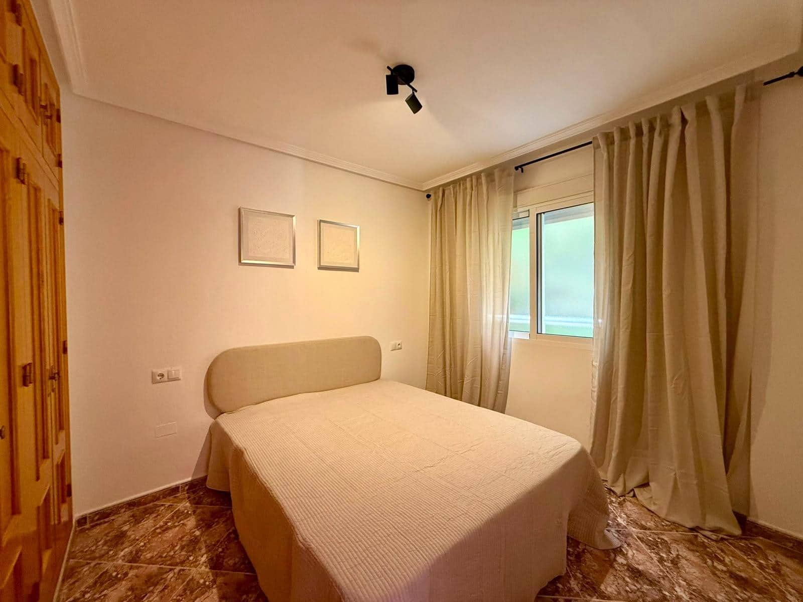 2 slaapkamer Appartement te koop in Torrevieja - € 159.900 (Ref: 9993938)