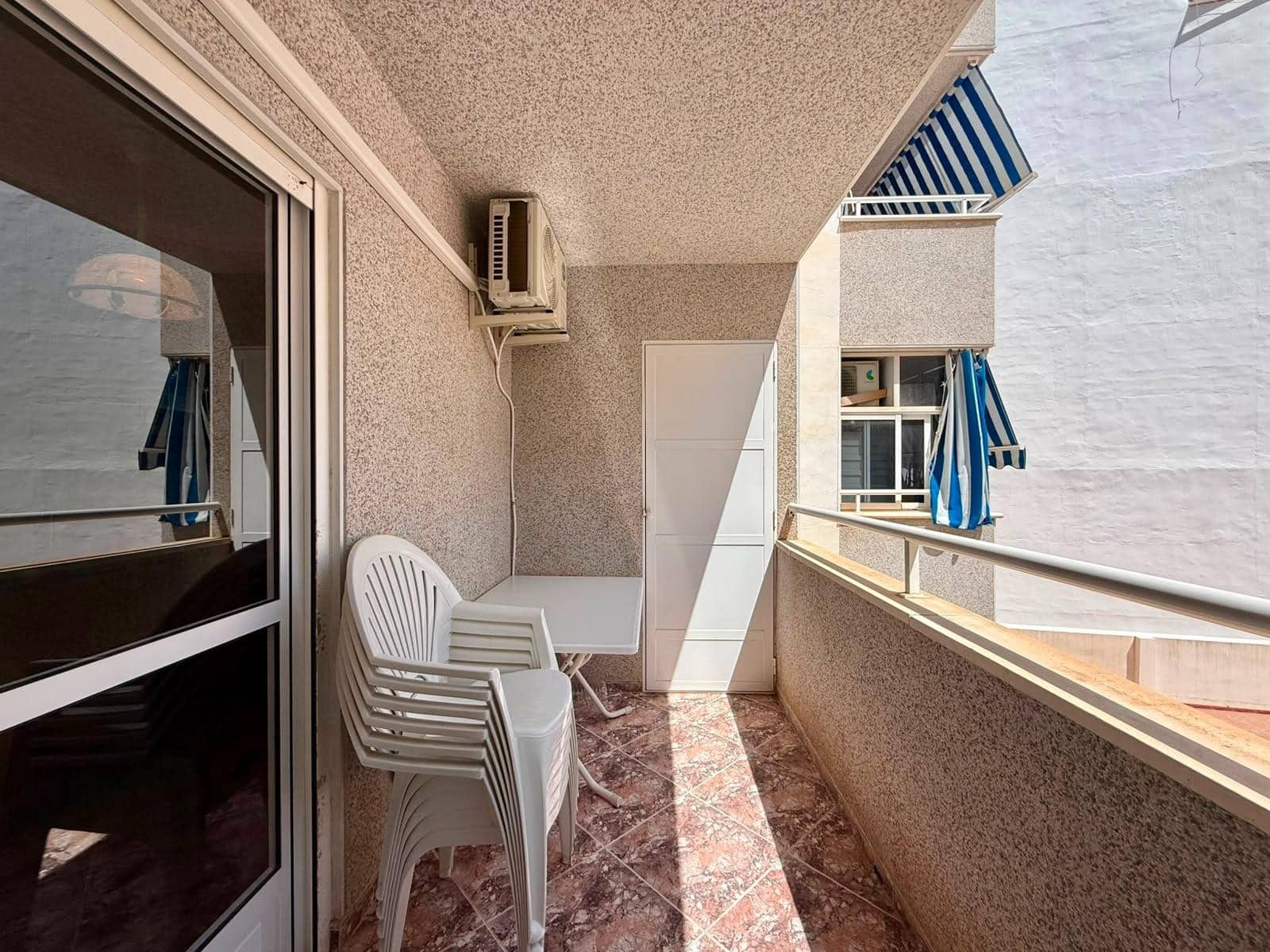 2 slaapkamer Appartement te koop in Torrevieja - € 159.900 (Ref: 9993938)