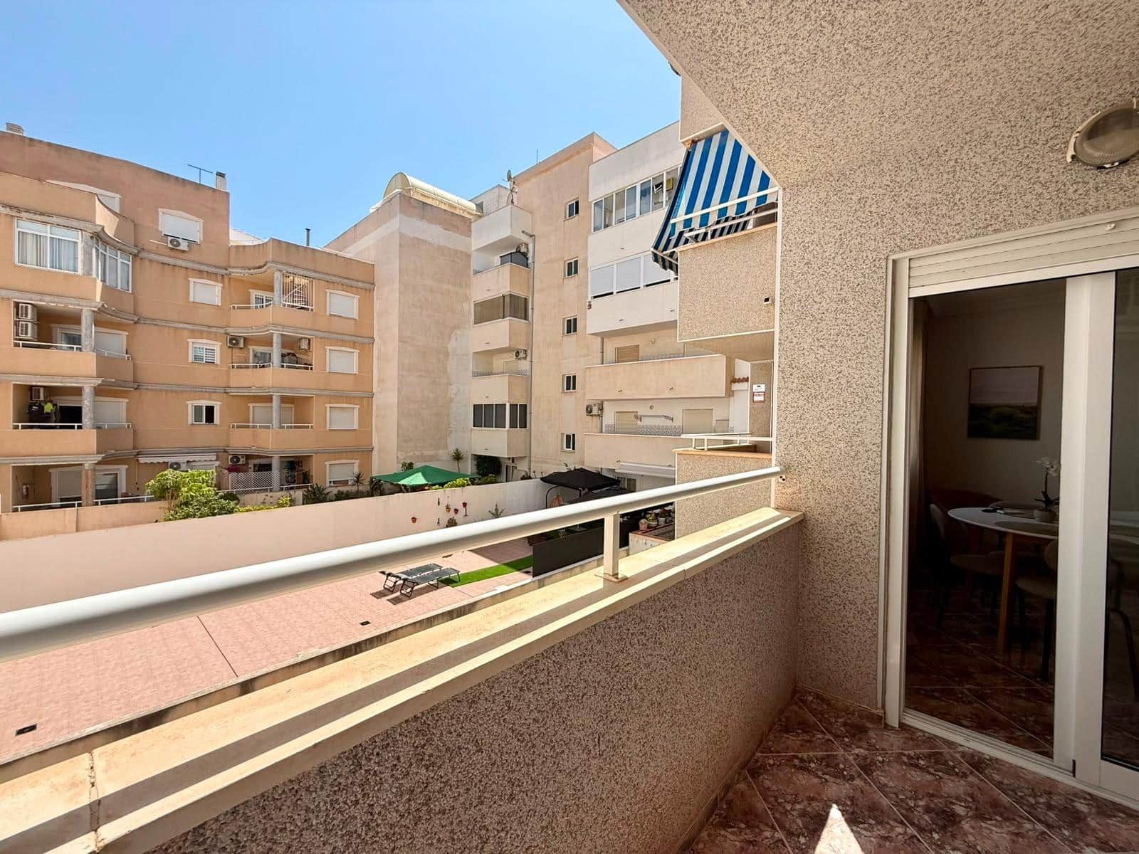 2 slaapkamer Appartement te koop in Torrevieja - € 159.900 (Ref: 9993938)