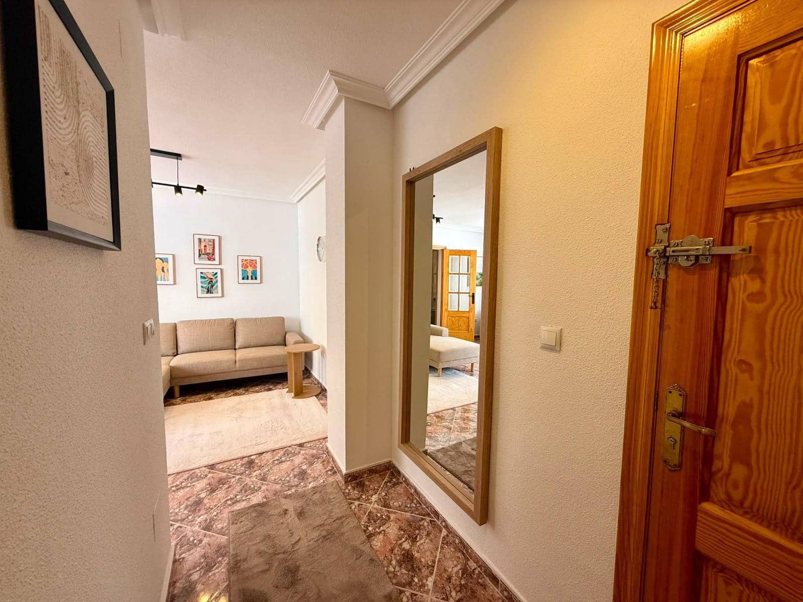 2 slaapkamer Appartement te koop in Torrevieja - € 159.900 (Ref: 9993938)