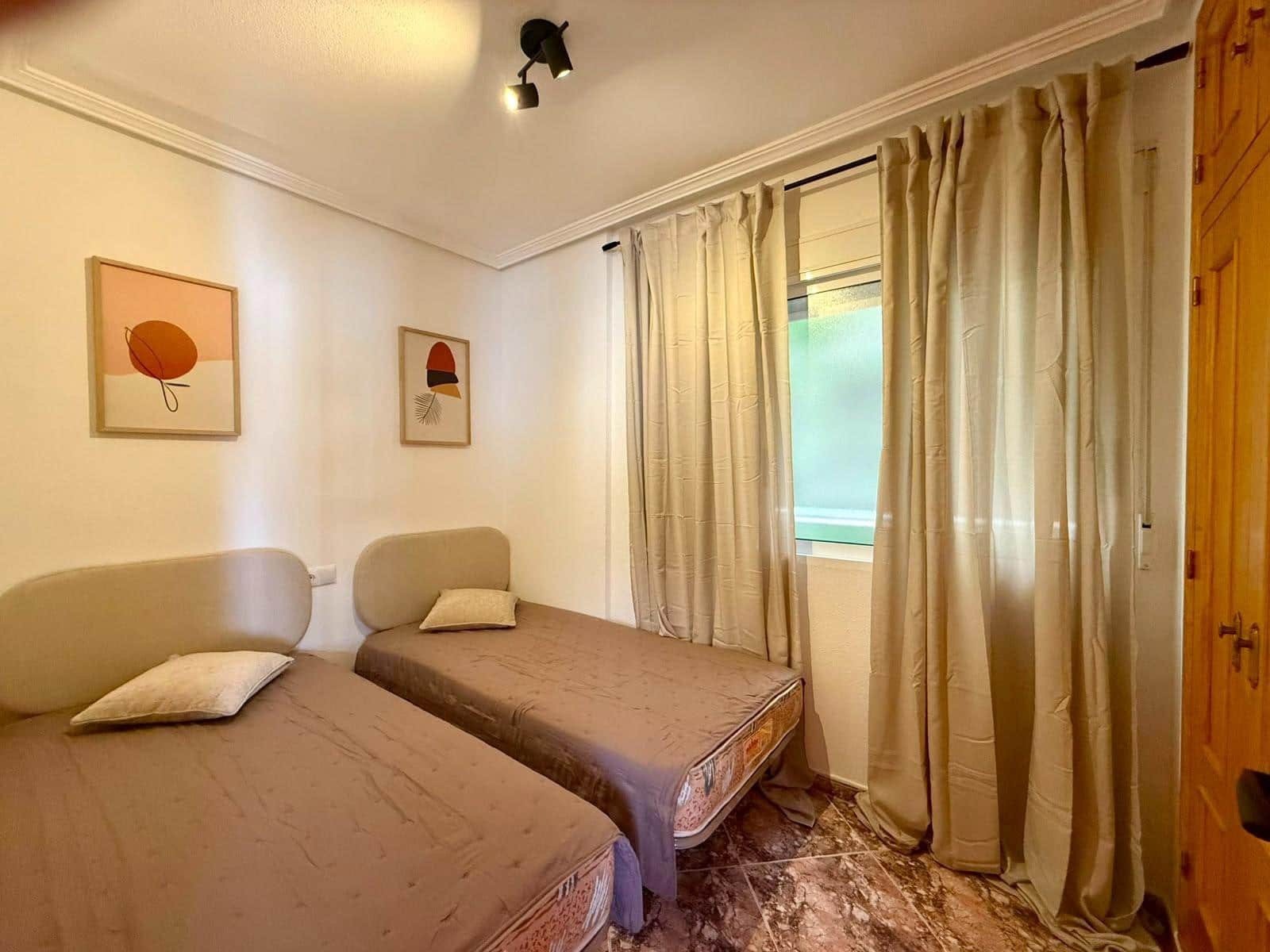 2 slaapkamer Appartement te koop in Torrevieja - € 159.900 (Ref: 9993938)