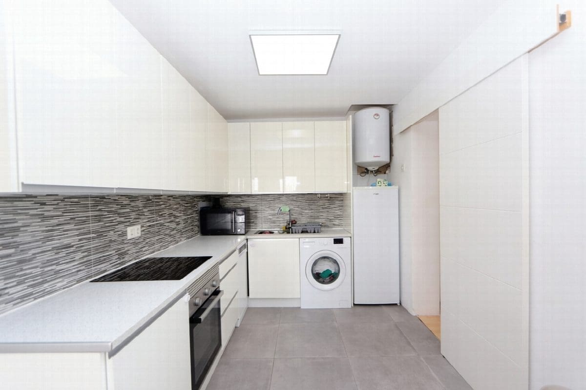 2 bedroom Villa for sale in Orihuela with pool garage - € 218,000 (Ref: 9993965)