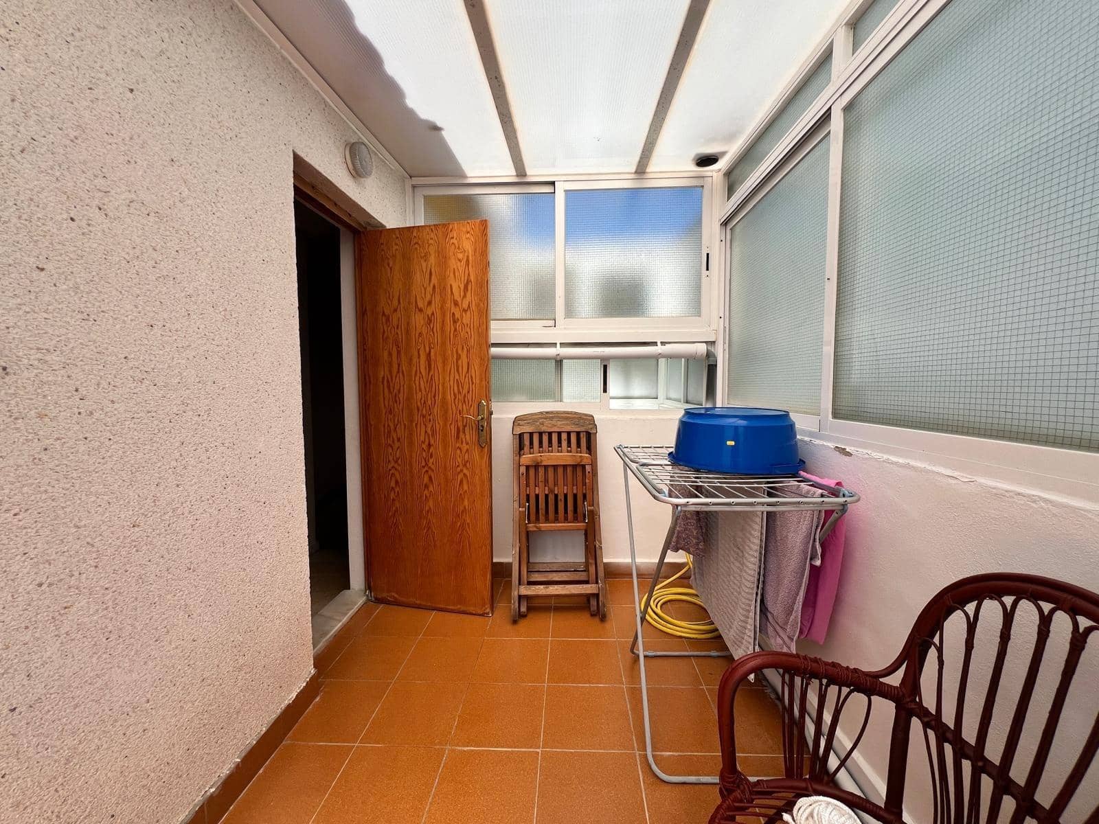 3 makuuhuone Rivitalo myytävänä paikassa Torrevieja mukana uima-altaan - 315 000 € (Ref: 9993966)