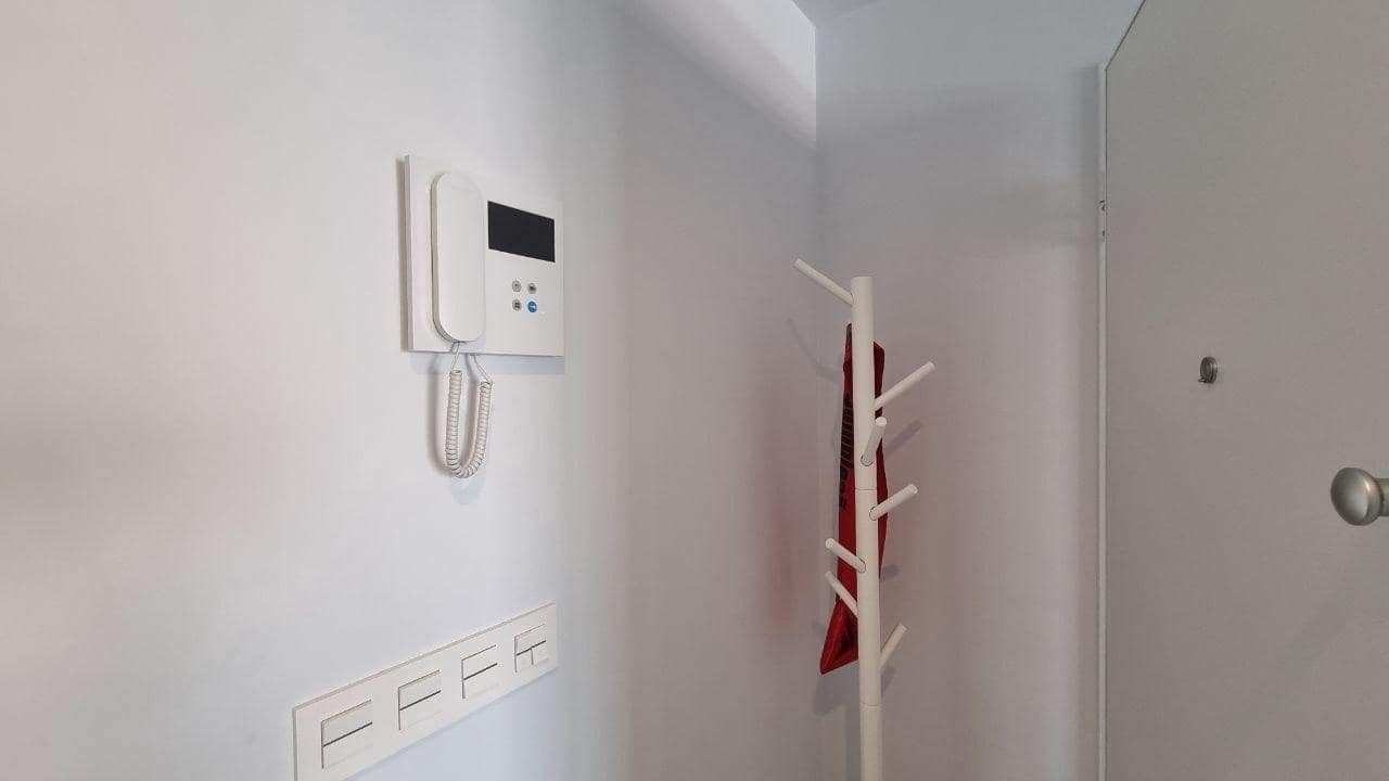 2 slaapkamer Penthouse te koop in Torrevieja met zwembad - € 341.000 (Ref: 9994852)
