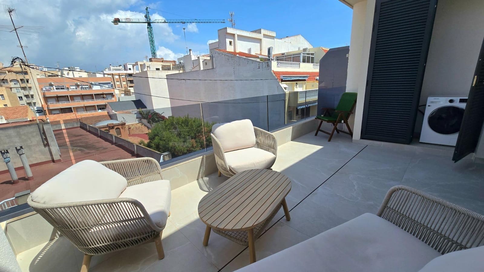 2 slaapkamer Penthouse te koop in Torrevieja met zwembad - € 341.000 (Ref: 9994852)