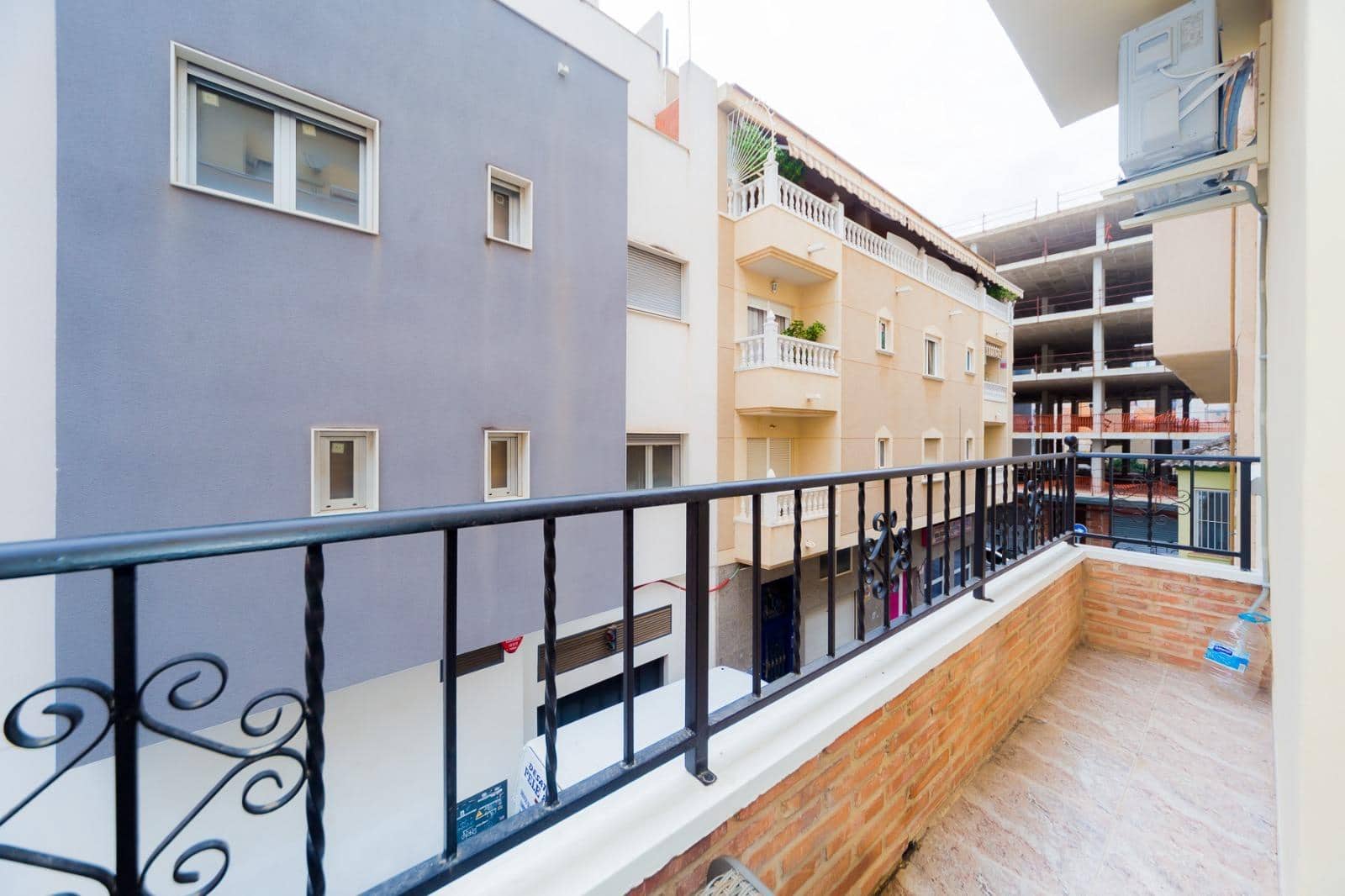 1 soverom Leilighet til salgs i Torrevieja - € 149 900 (Ref: 9994853)