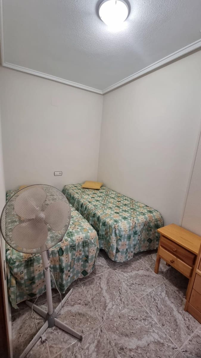 2 soveværelse Lejlighed til salg i Torrevieja - € 144.900 (Ref: 9994855)