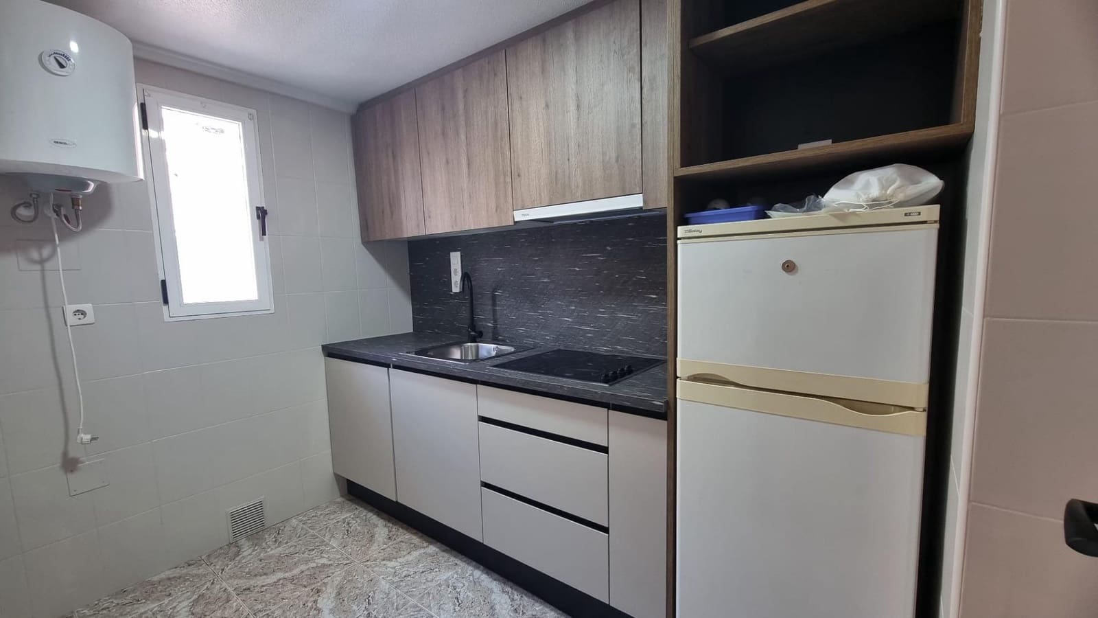 2 soveværelse Lejlighed til salg i Torrevieja - € 144.900 (Ref: 9994855)