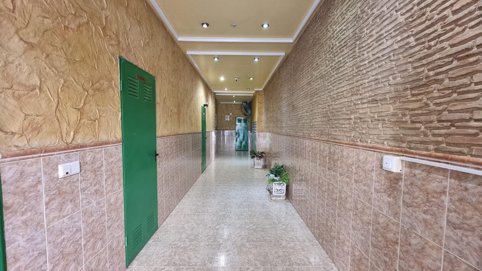 2 soveværelse Lejlighed til salg i Torrevieja - € 144.900 (Ref: 9994855)
