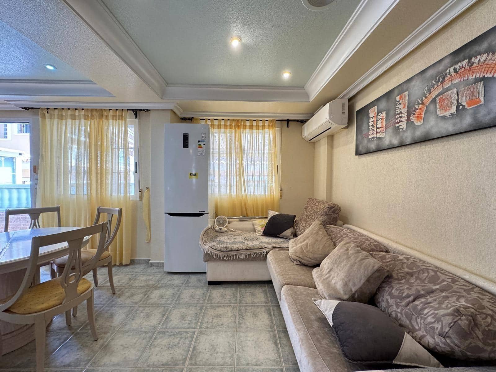 3 slaapkamer Huis te koop in Guardamar del Segura met zwembad - € 283.500 (Ref: 9994860)