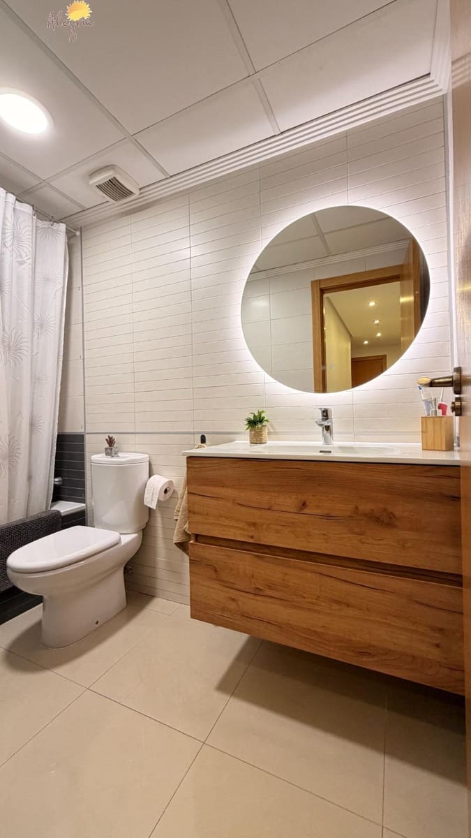 2 soveværelse Lejlighed til salg i Torrevieja - € 169.950 (Ref: 9994866)