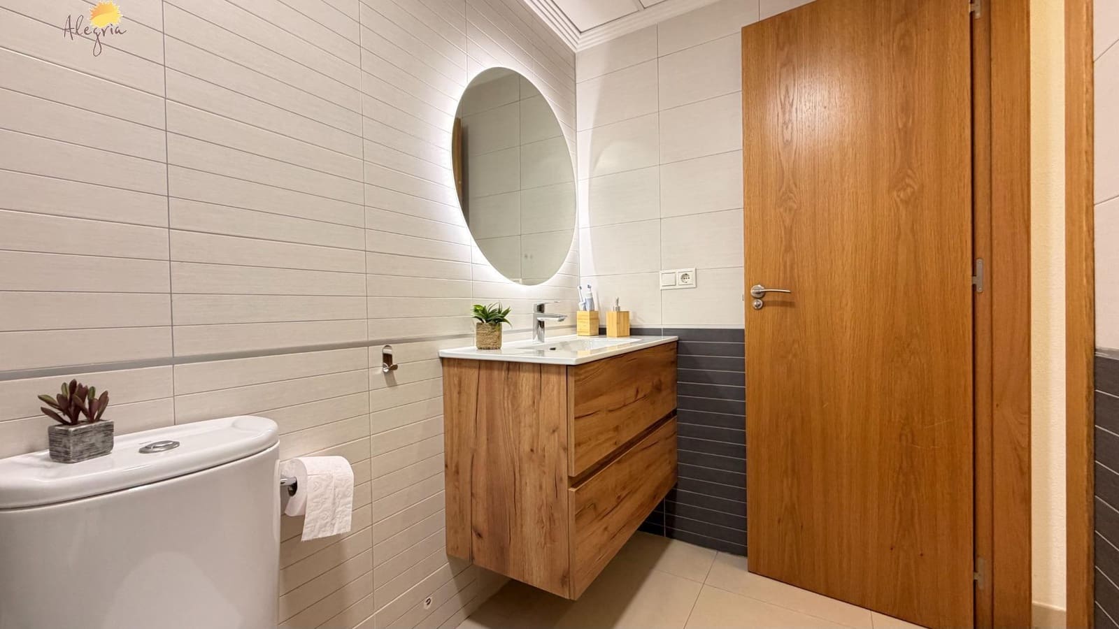 2 soveværelse Lejlighed til salg i Torrevieja - € 169.950 (Ref: 9994866)