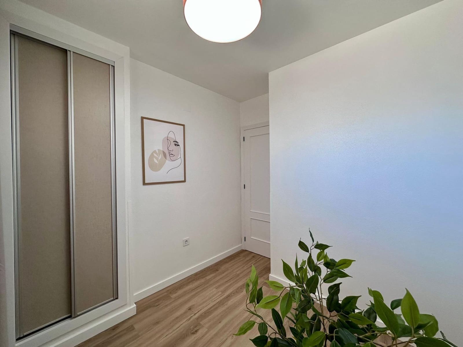 2 soverom Leilighet til salgs i Torrevieja med svømmebasseng - € 199 900 (Ref: 9994871)
