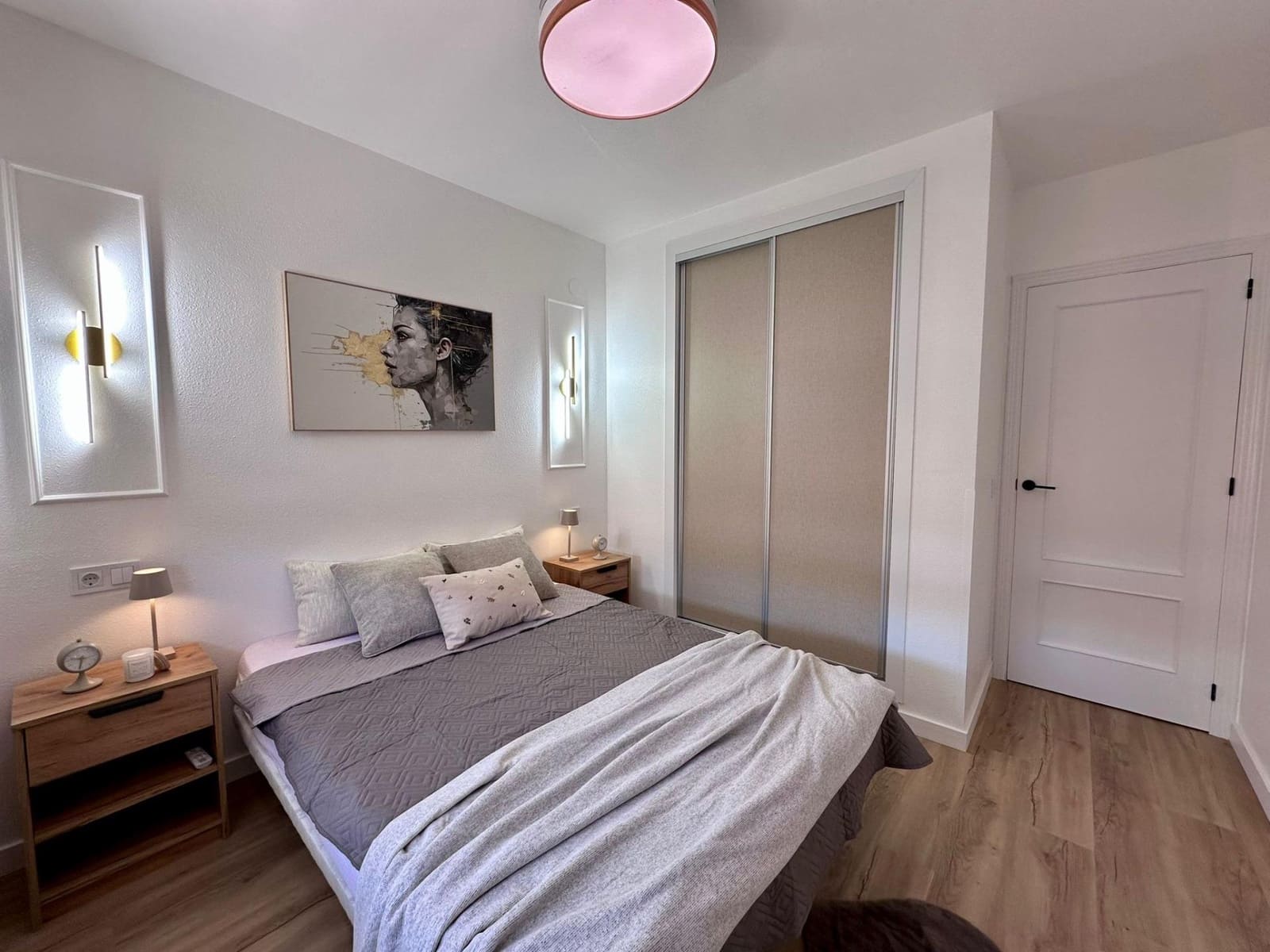 2 soverom Leilighet til salgs i Torrevieja med svømmebasseng - € 199 900 (Ref: 9994871)