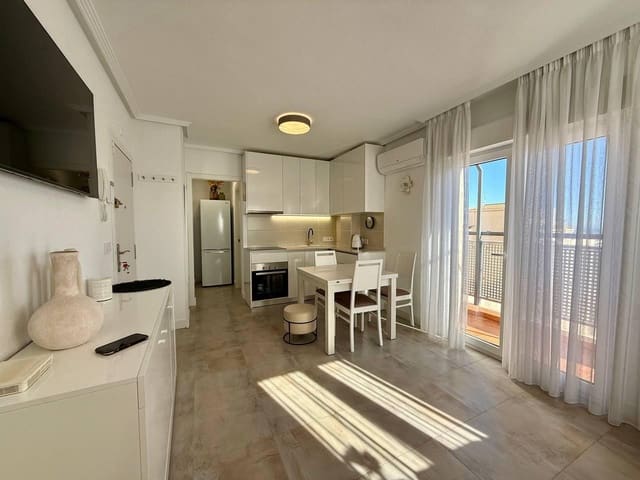 1 soverom Penthouse til salgs i Nueva Torrevieja, Torrevieja - € 149 900 (Ref: 9994872)