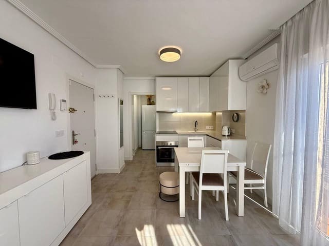 1 soverom Penthouse til salgs i Nueva Torrevieja, Torrevieja - € 149 900 (Ref: 9994872)