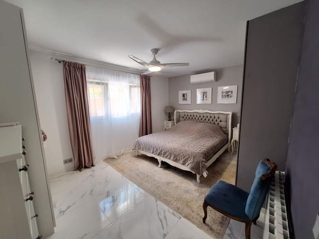 3 soverom Villa til salgs i Pinar de Campoverde, Pilar de la Horadada med svømmebasseng - € 475 000 (Ref: 9994874)