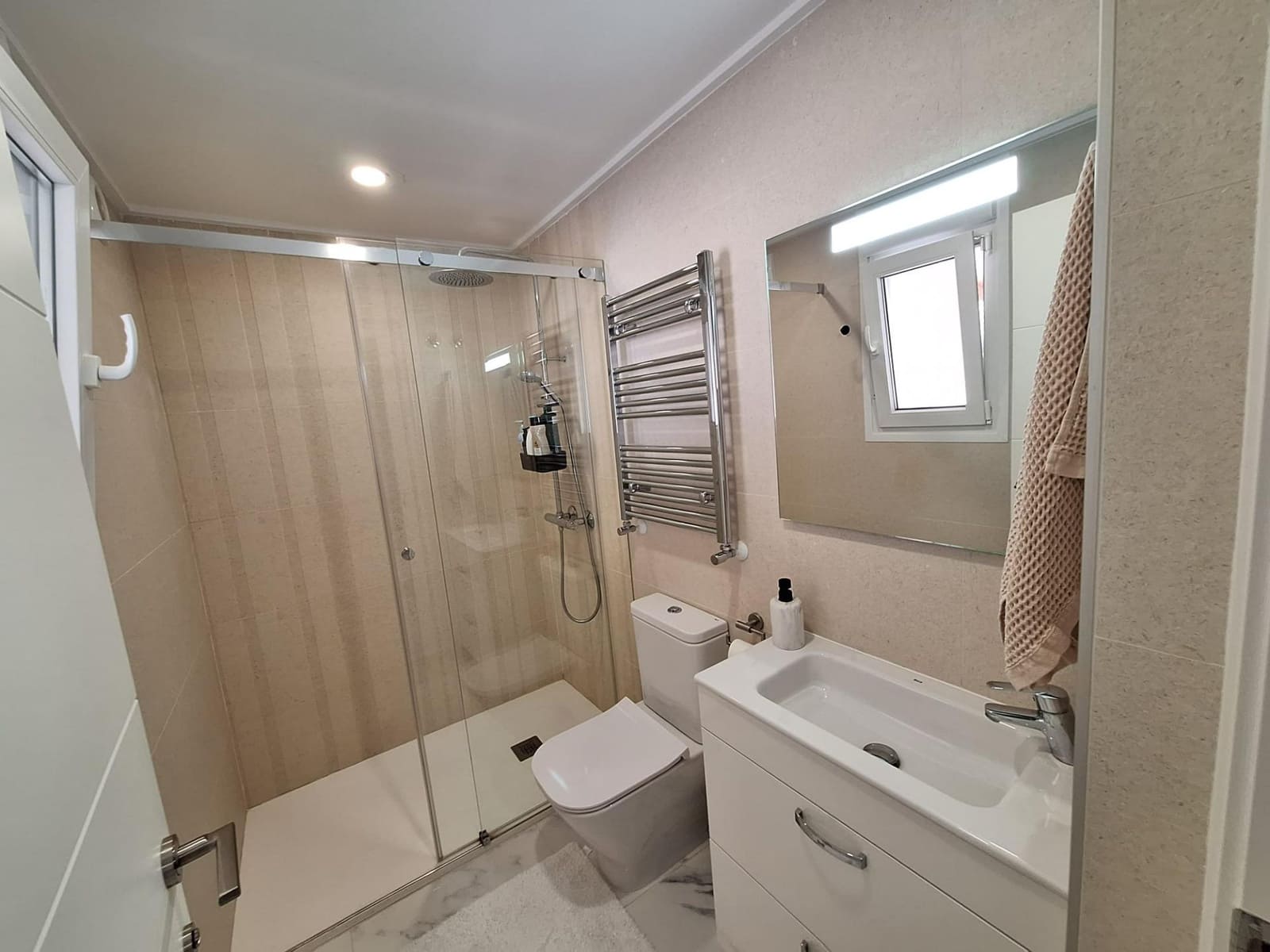 3 soverom Villa til salgs i Pilar de la Horadada med svømmebasseng - € 475 000 (Ref: 9994874)