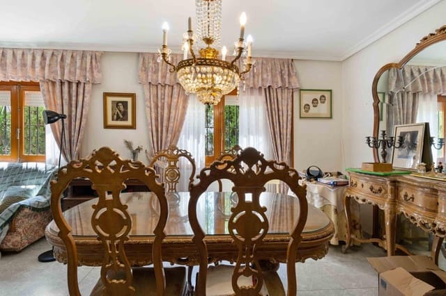 6 soveværelse Villa til salg i Los Balcones - Los Altos, Torrevieja med swimmingpool - € 550.000 (Ref: 9994875)