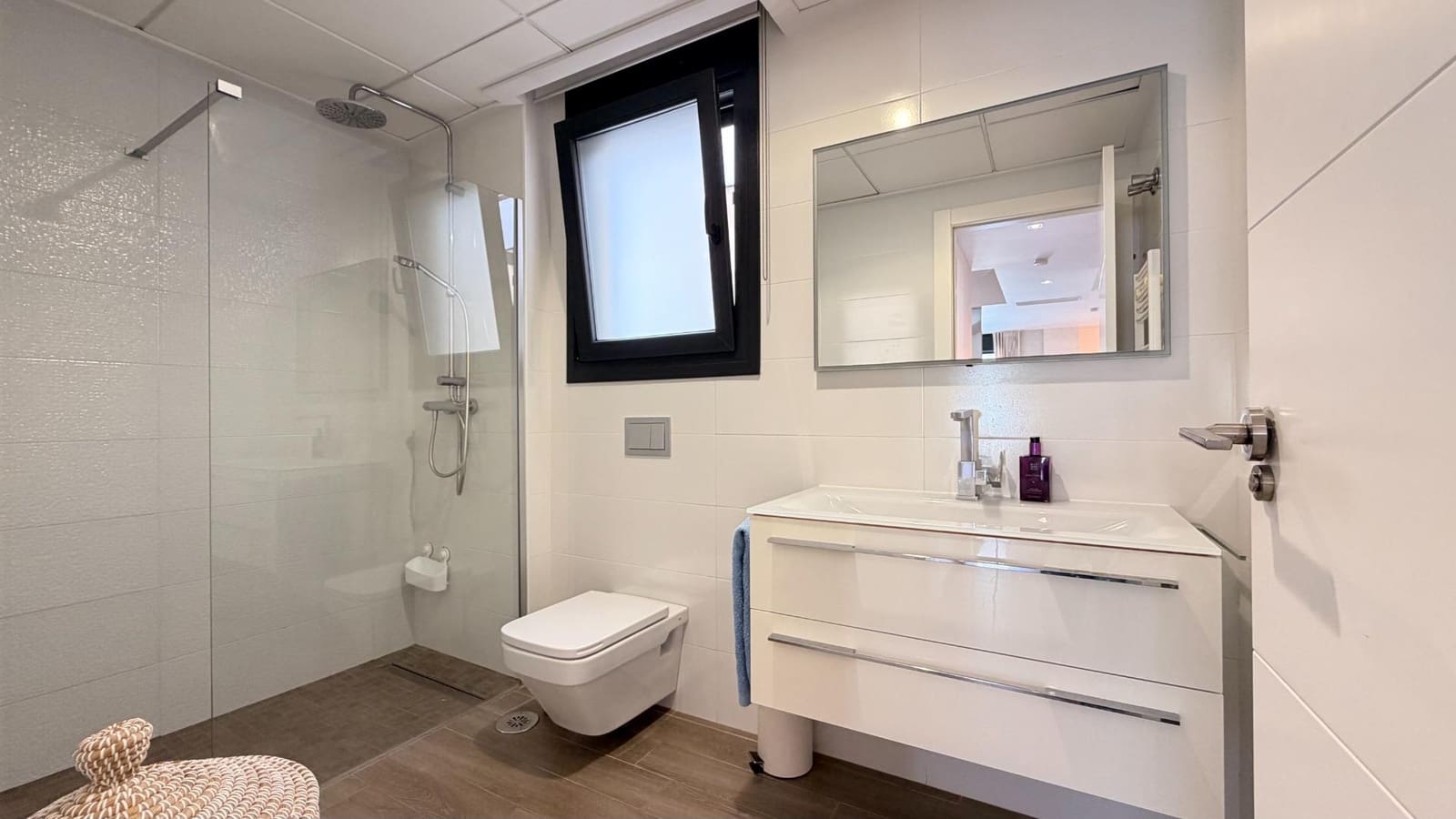 5 makuuhuone Huvila myytävänä paikassa Torrevieja mukana uima-altaan - 558 900 € (Ref: 9994876)