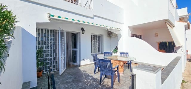 Apartamento de 2 habitaciones en La Duquesa / Puerto de la Duquesa, Manilva en venta con piscina - 295.000 € (Ref: 9996778)