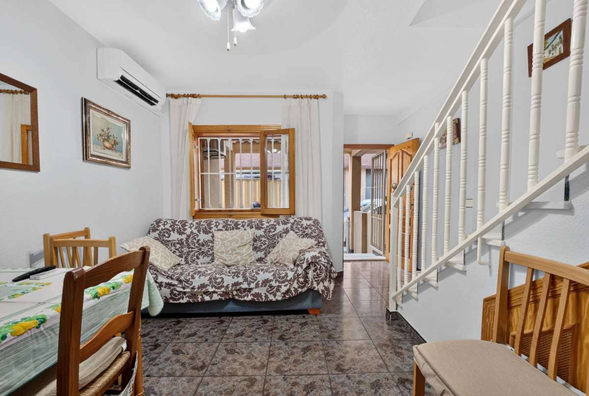 3 soveværelse Byhus til salg i Lo Pagan med garage - € 219.990 (Ref: 9998454)