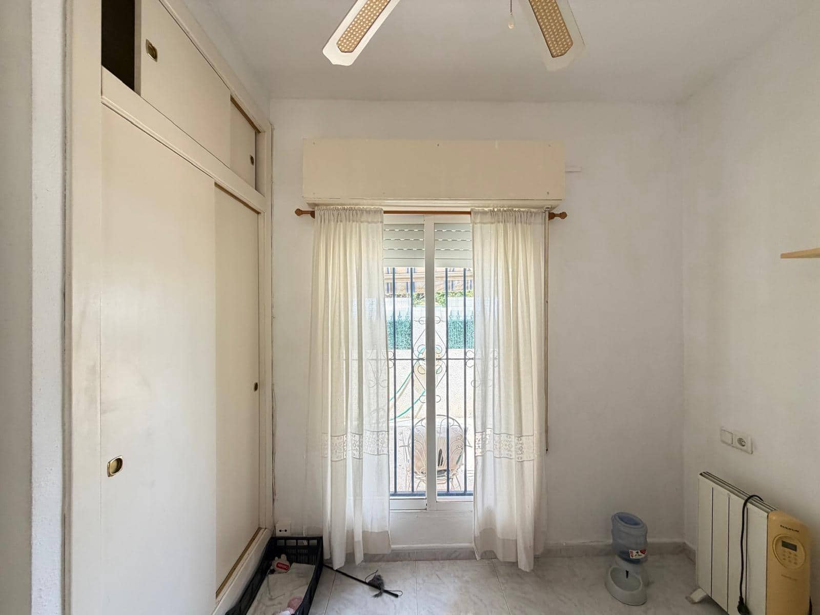 2 soverom Hus til salgs i Torrevieja med svømmebasseng - € 155 000 (Ref: 9998455)