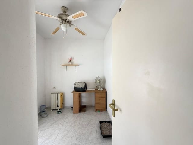 2 soverom Hus til salgs i El Chaparral - La Siesta - La Torreta, Torrevieja med svømmebasseng - € 155 000 (Ref: 9998455)