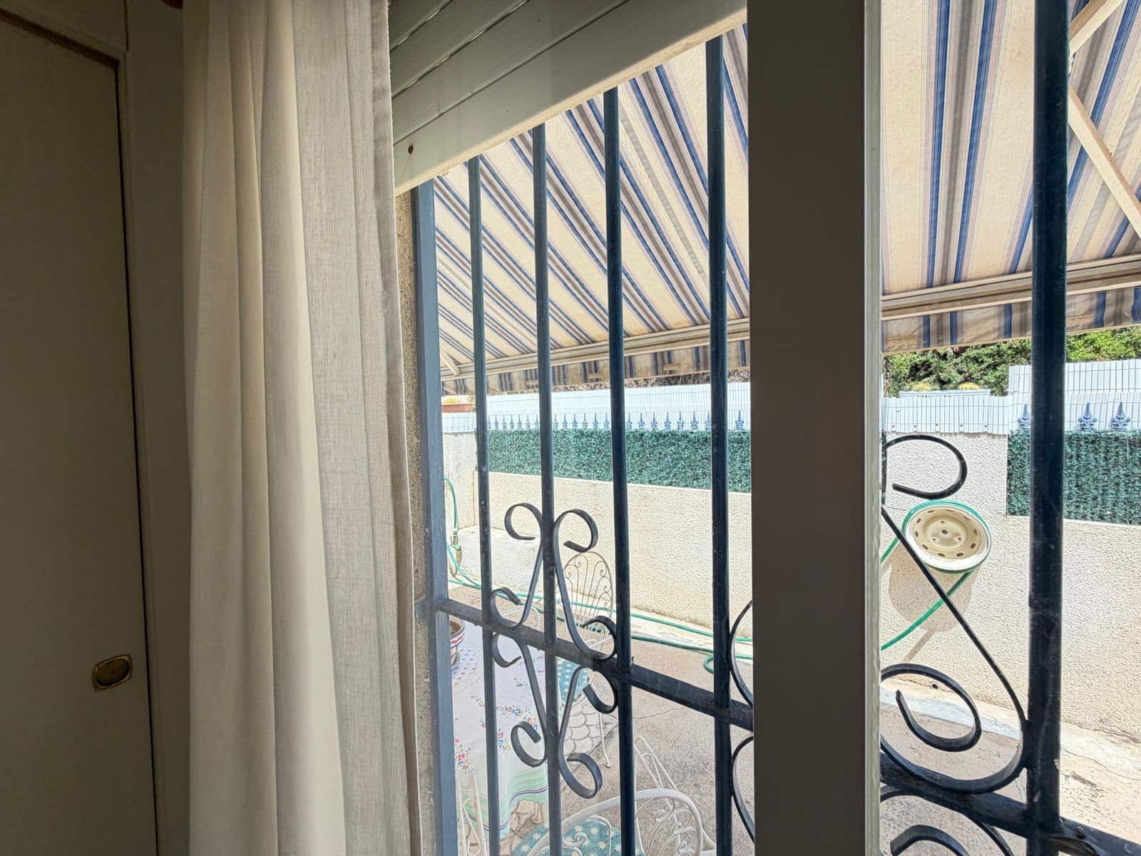 2 soverom Hus til salgs i Torrevieja med svømmebasseng - € 155 000 (Ref: 9998455)