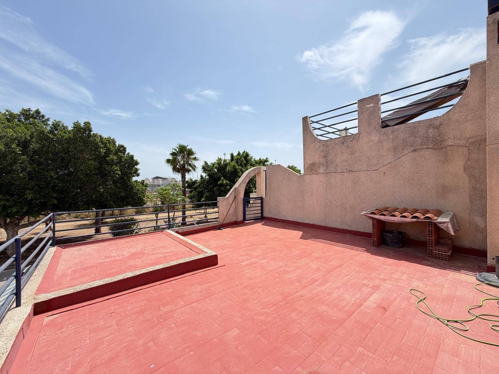 2 soverom Hus til salgs i Torrevieja med svømmebasseng - € 155 000 (Ref: 9998455)