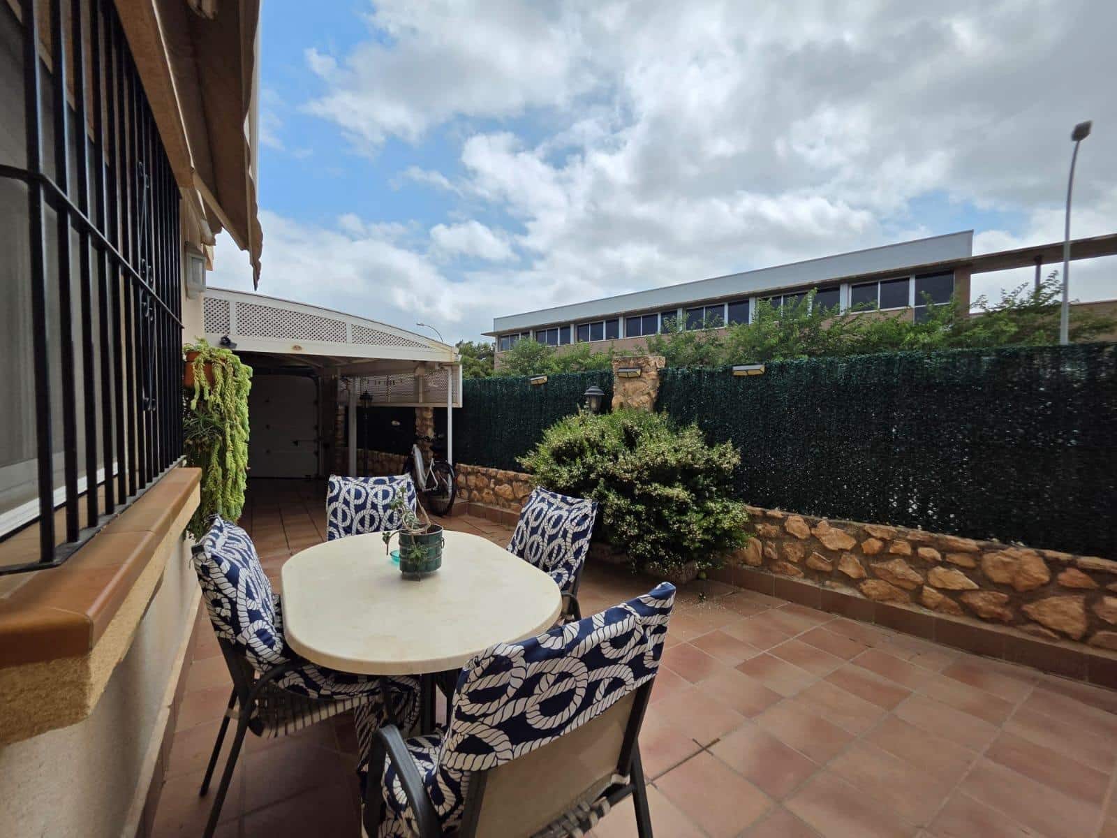 4 camera da letto Villetta Bifamiliare in vendita in Santiago de la Ribera con piscina - 260.000 € (Rif: 9998458)