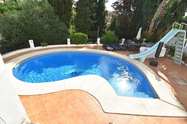 6 soveværelse Villa til salg i El Faro, Mijas med swimmingpool garage - € 690.000 (Ref: 9998479)