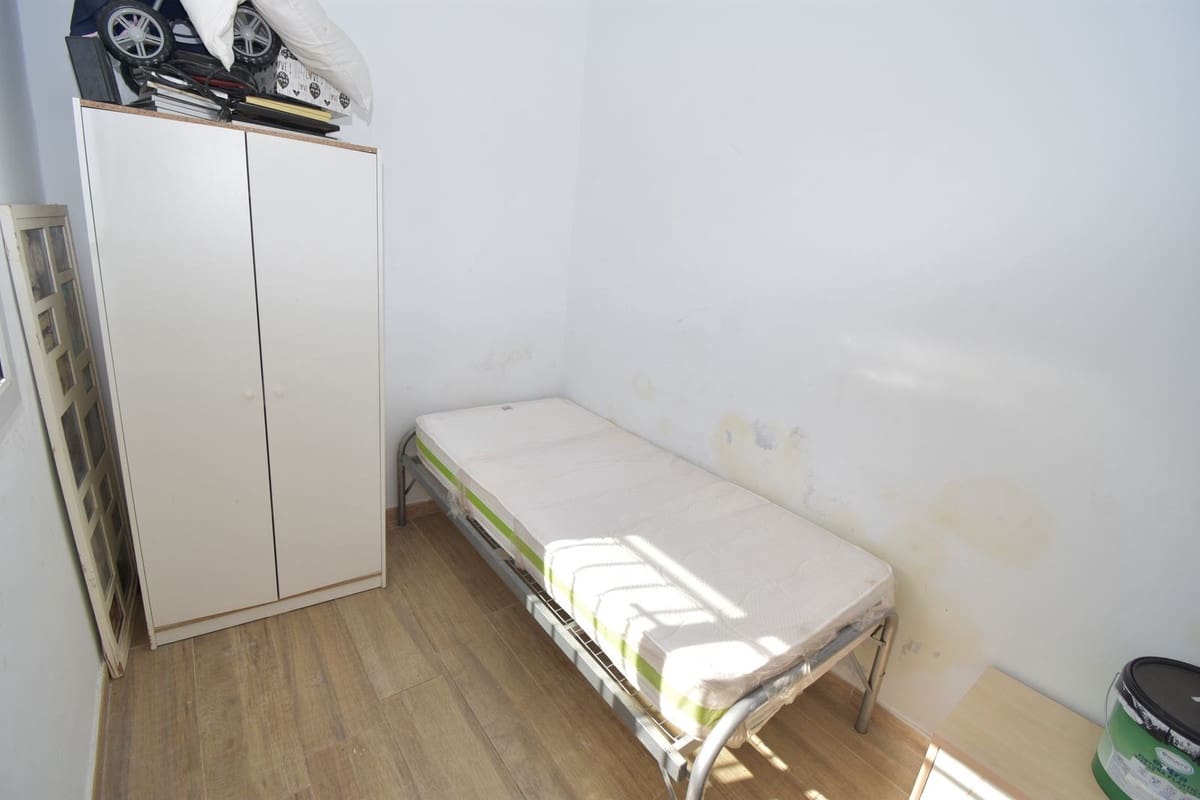 6 soveværelse Villa til salg i El Faro med swimmingpool garage - € 690.000 (Ref: 9998479)