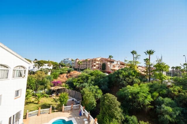 Villa te koop in El Faro, Mijas met zwembad - € 690.000 (Ref: 9998479)