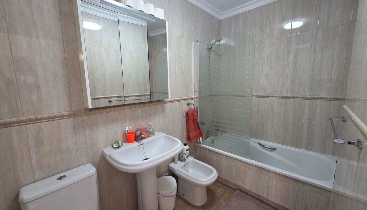 2 sovrum Hus till salu i Mijas Golf med pool garage - 360 000 € (Ref: 9998480)